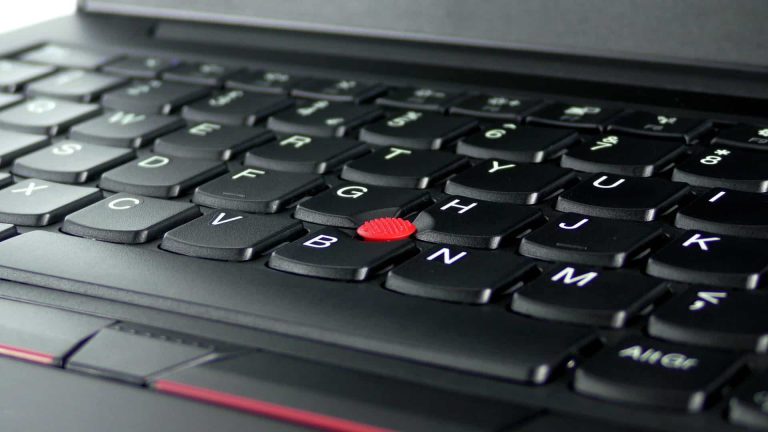 Lenovo ThinkPad E480 - trackpoint