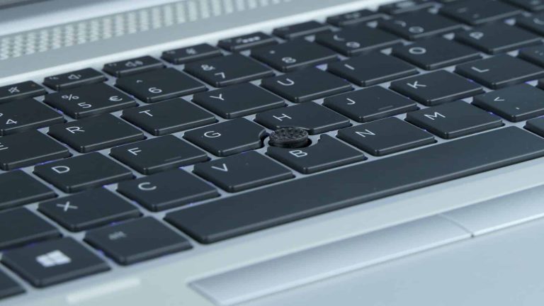 HP EliteBook 850 G5 - wyspowa klawiatura