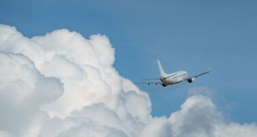 airplane-7429725_1280