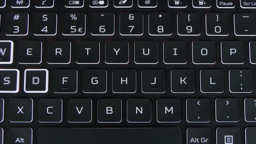 Acer Nitro 5 2020 - wyspowa klawiatura