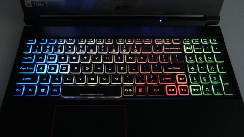 Acer Nitro 5 2020 - podświetlenie RGB