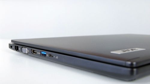 Acer TravelMate X3410 - porty z lewej strony: gniazdo LAN, VGA, HDMI, USB 3.0, USB typu C