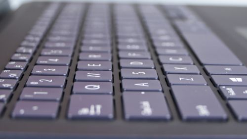 W obu laptopach zainstalowano tę samą klawiaturę