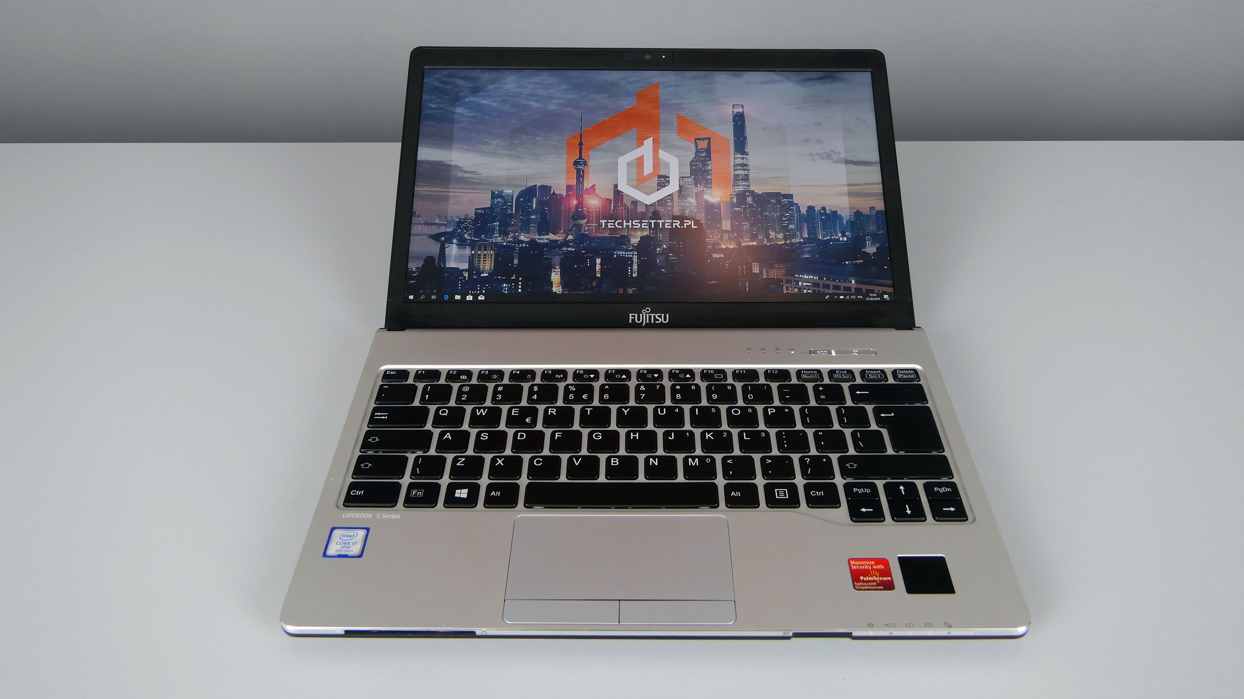 Fujitsu LifeBook S938