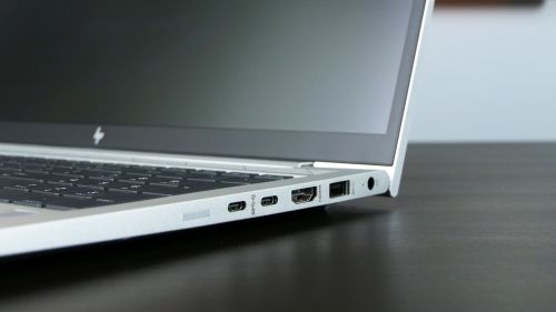 HP EliteBook 855 G7 - prawy bok