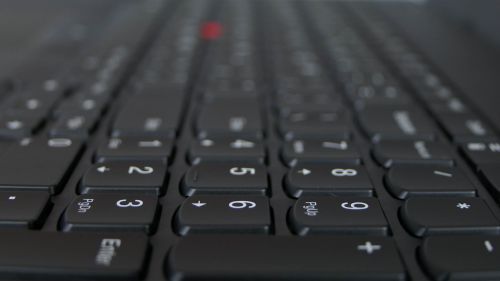 Lenovo ThinkPad L580 - wyspowa klawiatura z podświetleniem