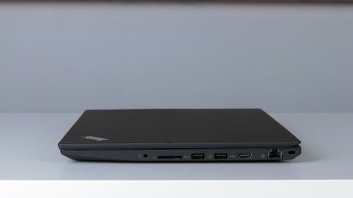 Lenovo ThinkPad T580 - porty i sloty z prawej strony