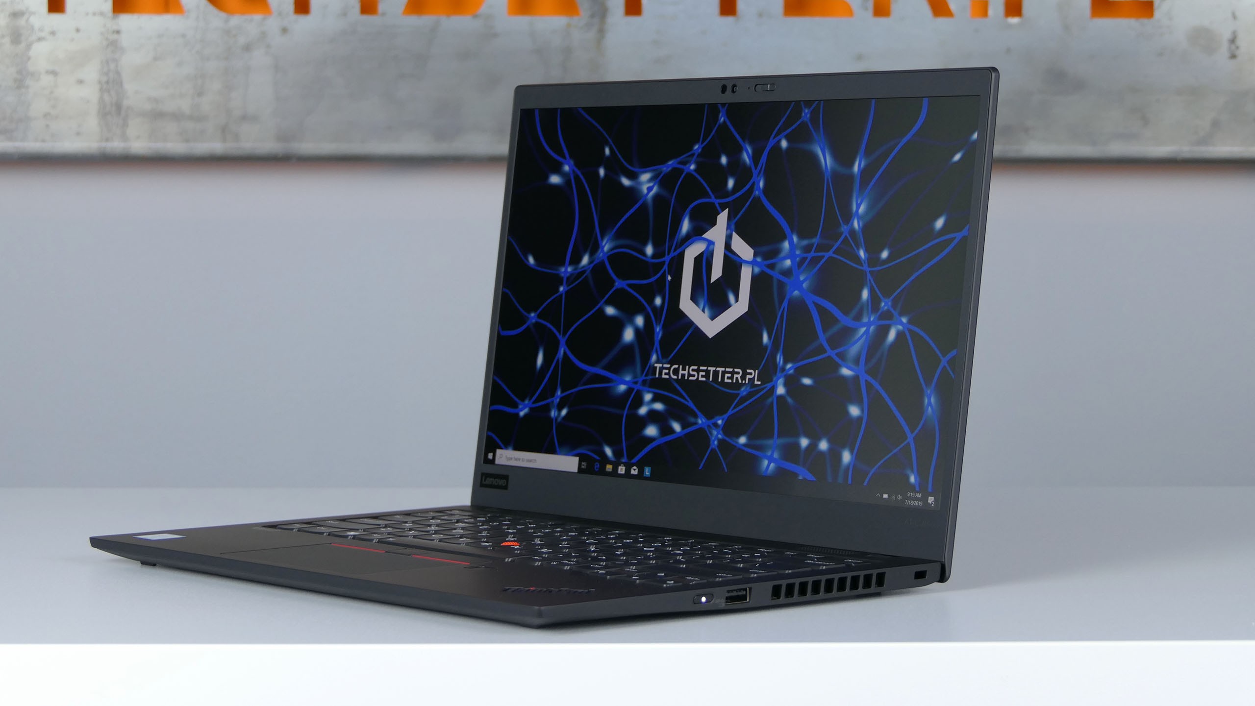 Lenovo ThinkPad X1 Carbon 7th gen