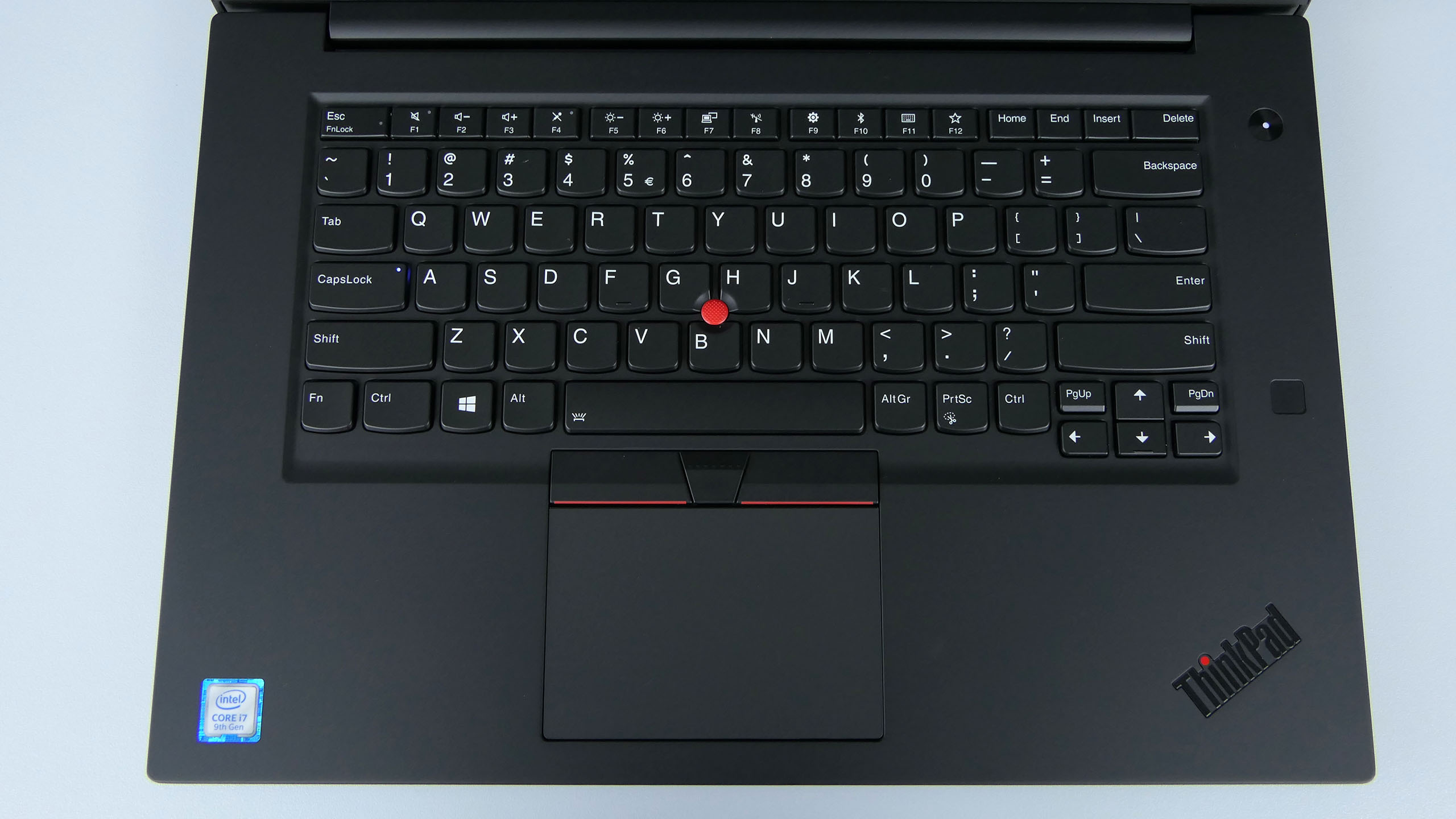 Lenovo ThinkPad X1 Extreme 2nd Gen - pulpit roboczy