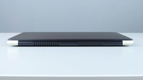 Toshiba Portege X30-D - tył ultrabooka